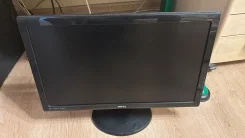 BenQ. 21.5" ����