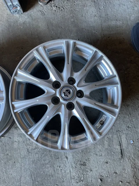 Toyota. 6.0x15", 5x100, ET43, �� 60���. ����