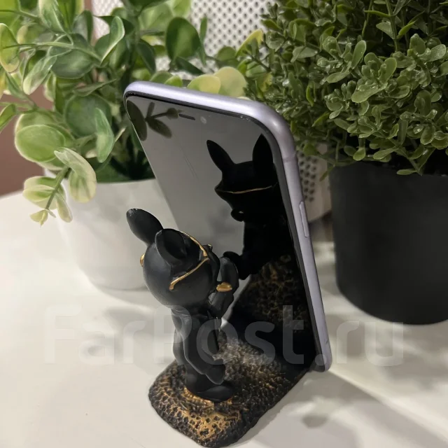 Apple iPhone 11. �/�, 64 ��, ����������, 3G, 4G LTE, 5G, Dual-SIM ����