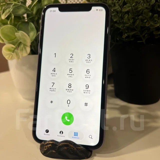 Apple iPhone 11. �/�, 64 ��, ����������, 3G, 4G LTE, 5G, Dual-SIM ����