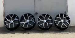 Wald Illima. 9.0/10.5x22", 5x112, 5x114.3, ET33/42, �� 73,1���. ����