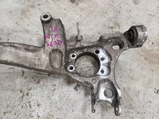����� ������ ����� Subaru Legacy BL/BP 20252AG030 ����