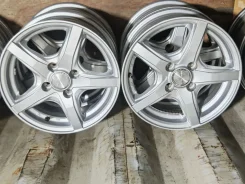 Violento. 5.5x14", 4x100, ET40, �� 67,1���. ����