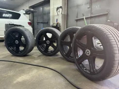 Mercedes. 8.5/8.5x18", 5x112, ET28/18, �� 66,6���. ����