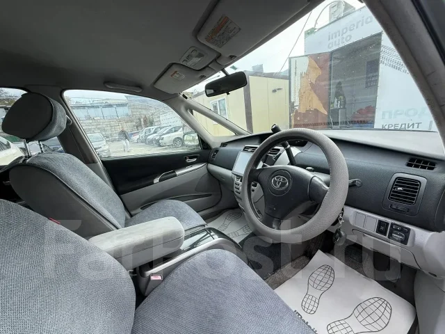 Toyota Opa. �������, ��������, 1.8 (132��.�.), ������, 299 000����. �� ����