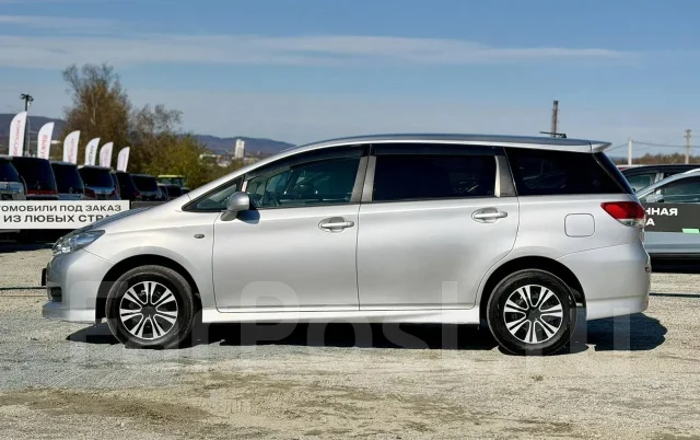 Toyota Wish. �������, ��������, 1.8 (144��.�.), ������, 69 000����. �� ����