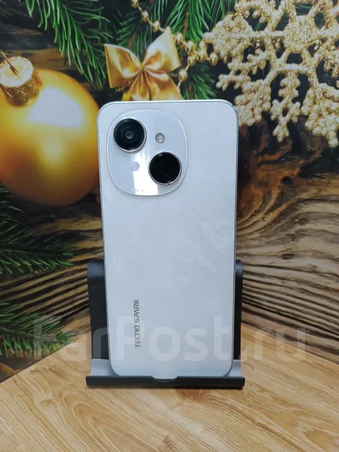 Tecno Spark Go 1. �/�, 64 �� ����