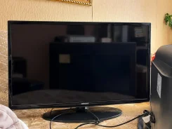 Samsung UE40EH5000. LED ����