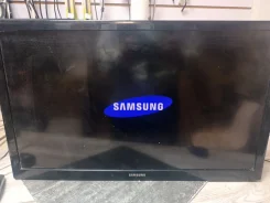 Samsung. LCD (��) ����