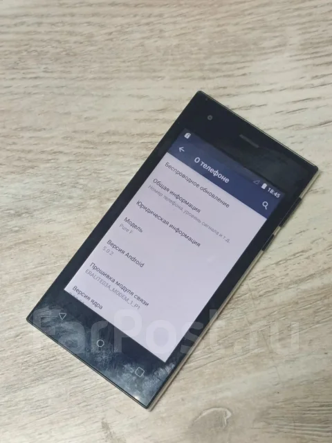 Highscreen Pure F. �/�, 8 ��, �����, 4G LTE, Dual-SIM ����
