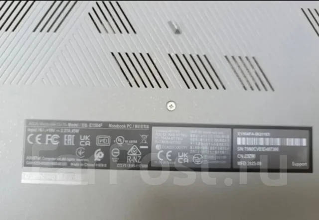 Asus VivoBook 14 F412DA. 16", 2,8����, ���� 477��� ����