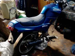 Honda VTZ 250 ����