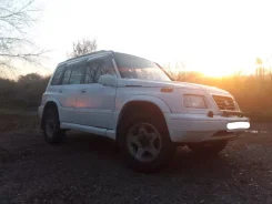 Suzuki Escudo. �������, 4wd, 2.0 (140��.�.), ������, 151 000����. �� ����