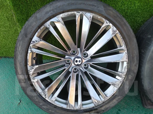 Bentley. 10.0x22", 5x130, ET28, �� 71,6���. ����