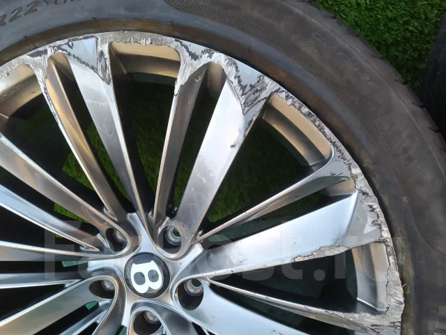 Bentley. 10.0x22", 5x130, ET28, �� 71,6���. ����