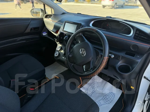 Toyota Sienta. ��������, 4wd, 1.5 (103��.�.), ������, 160 000����. �� ����