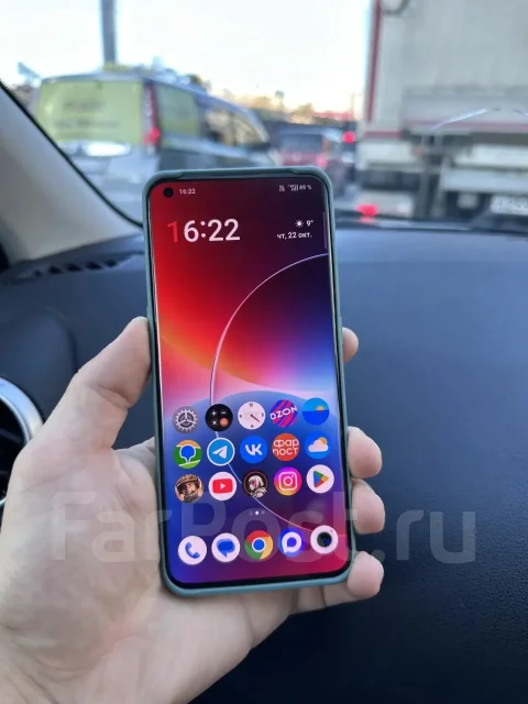 OnePlus 10 Pro 5G. �/�, 256 ��, ���������, 3G, 4G LTE, Dual-SIM, NFC, ������� �������, ������������ ������� ����