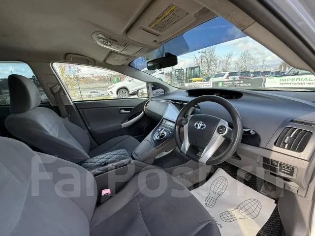 Toyota Prius. �������, ��������, 1.8 (99��.�.), ������, 183 000����. �� ����
