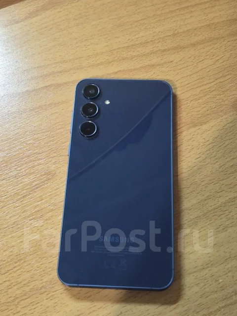 Samsung Galaxy A55 5G. �/�, 128 ��, �����, 3G, 4G LTE, 5G, Dual-SIM, NFC, eSIM, ������� ������� ����