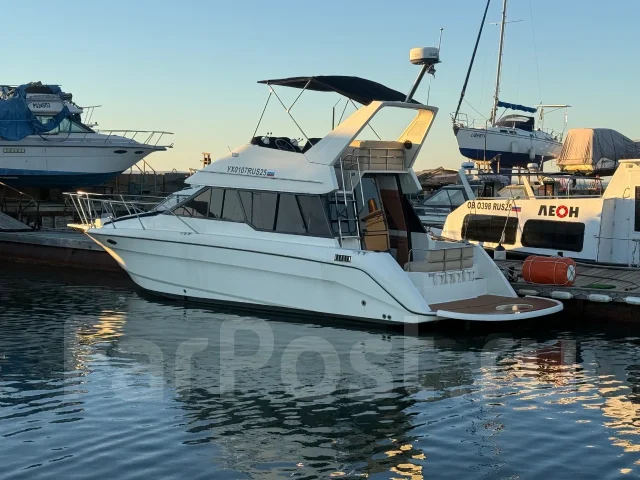 Bayliner. 1995 ���, ����� 11��., ��������� ������������, 530��.�., ������ ����