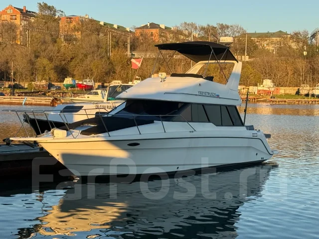 Bayliner. 1995 ���, ����� 11��., ��������� ������������, 530��.�., ������ ����