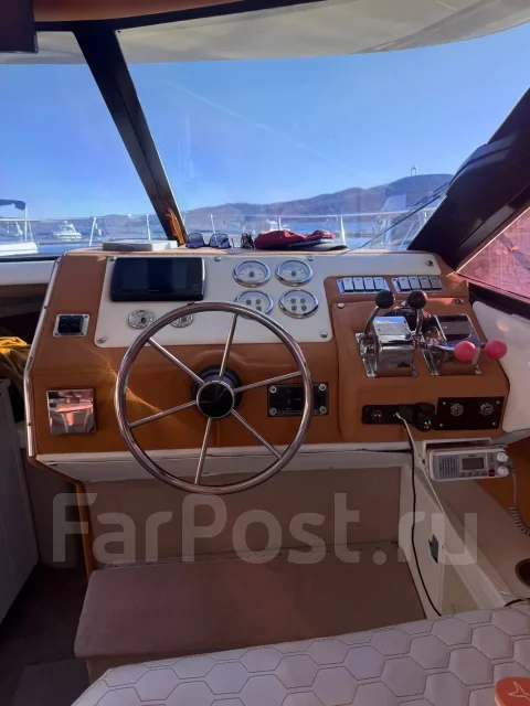 Bayliner. 1995 ���, ����� 11��., ��������� ������������, 530��.�., ������ ����