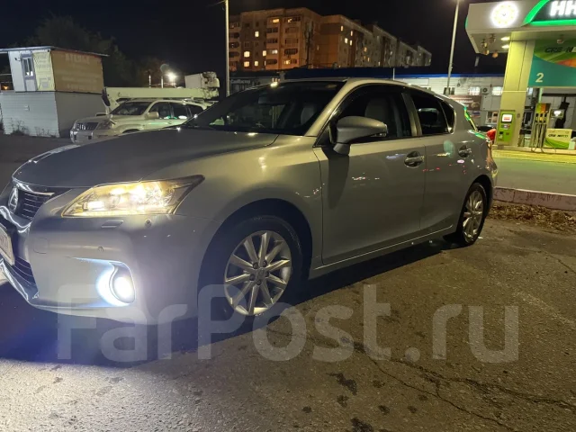 Lexus CT200h. ��������, ��������, 1.0 (99��.�.), ������, 185 000����. �� ����