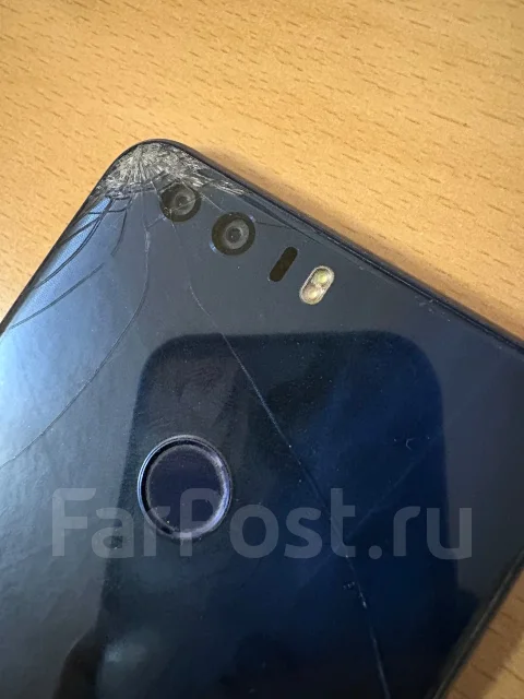 Honor 8. �/�, 32 ��, �����, 3G, 4G LTE, Dual-SIM ����