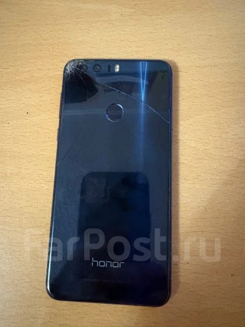 Honor 8. �/�, 32 ��, �����, 3G, 4G LTE, Dual-SIM ����