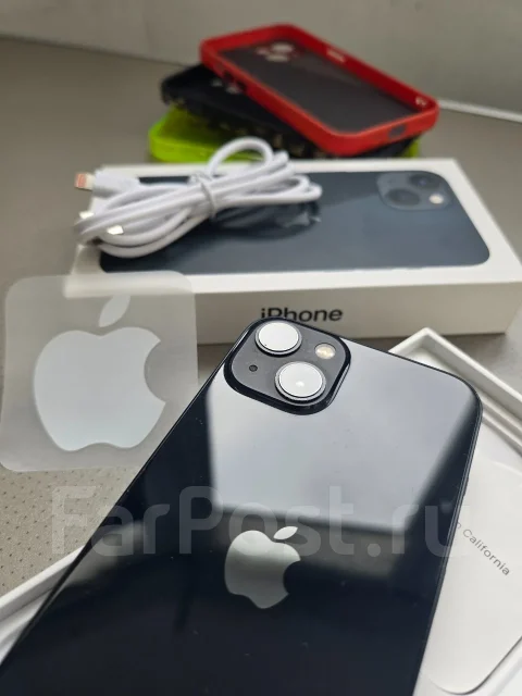 Apple iPhone 13. �/�, 128 ��, ������, 4G LTE ����