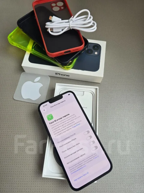 Apple iPhone 13. �/�, 128 ��, ������, 4G LTE ����