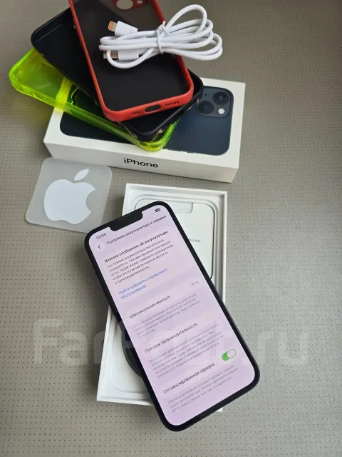 Apple iPhone 13. �/�, 128 ��, ������, 4G LTE ����