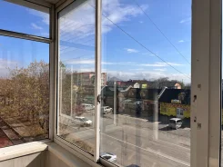 2-���������, ����� ��������� 2/21. ���������, ������� ����, 44���.��., 3/5 ����, ������������ ������. ��� �� ���� ���� ����