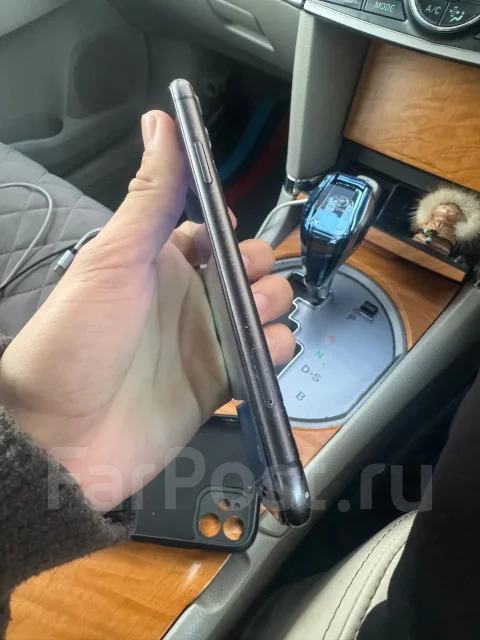 Apple iPhone 11. �/�, 64 ��, ������, Dual-SIM, ����������, ���������, NFC, eSIM, ������� �������, ������������ ������� ����