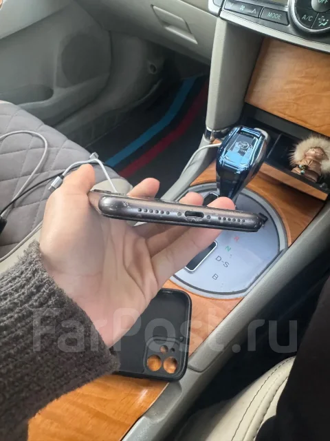 Apple iPhone 11. �/�, 64 ��, ������, Dual-SIM, ����������, ���������, NFC, eSIM, ������� �������, ������������ ������� ����
