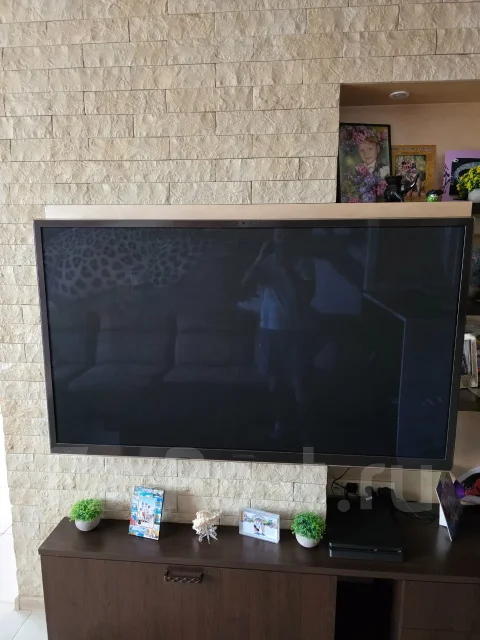Samsung. LCD (��) ����