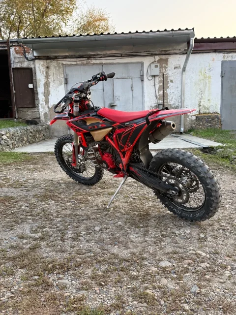 Beta. 300����. ��., ��������, ��� ���, ������ �� �� ����