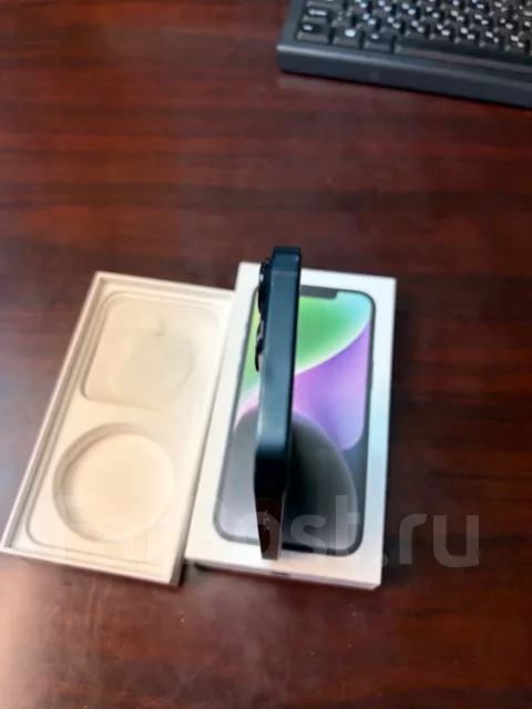 Apple iPhone 14. �/�, 256 ��, ������, 4G LTE, NFC, ������� �������, ������������ ������� ����