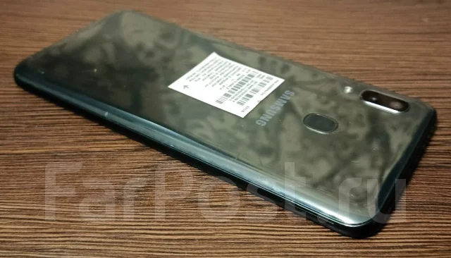 Samsung Galaxy A20. �/�, 32 ��, 3G, 4G LTE, Dual-SIM ����