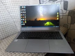 Rombica myBook Eclipse. 16", 2,1����, ��� 8 ��, WiFi: 1, Bluetooth: 1 ����