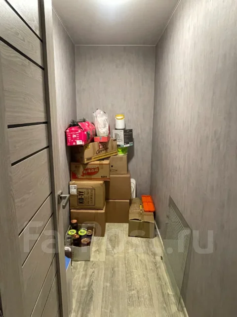 2-���������, ����� ��������� 73�. �����, ���������, 42,1���.��., 2/4 ���� ����