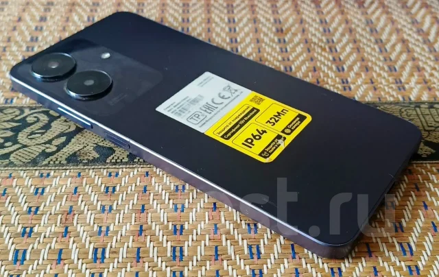 Realme Note 60. �/�, 128 ��, 3G, 4G LTE, Dual-SIM ����
