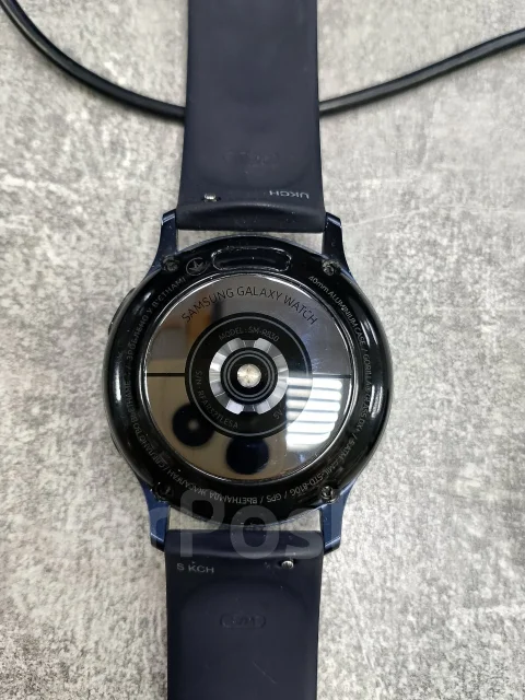 Samsung Galaxy Watch Active2 ����
