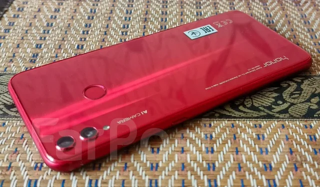 Honor 8X. �/�, 64 ��, �������, 3G, 4G LTE, Dual-SIM ����