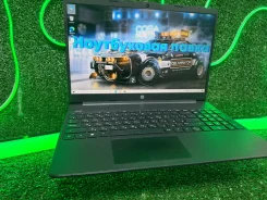 HP. 15.6", 3����, ��� 6 ��, ���� 256���, WiFi: 1, Bluetooth: 1, ����������� �� 2��. ����