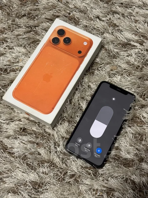 Apple iPhone 11 Pro. �/�, 256 ��, �������, 3G, 4G LTE, 5G, NFC ����