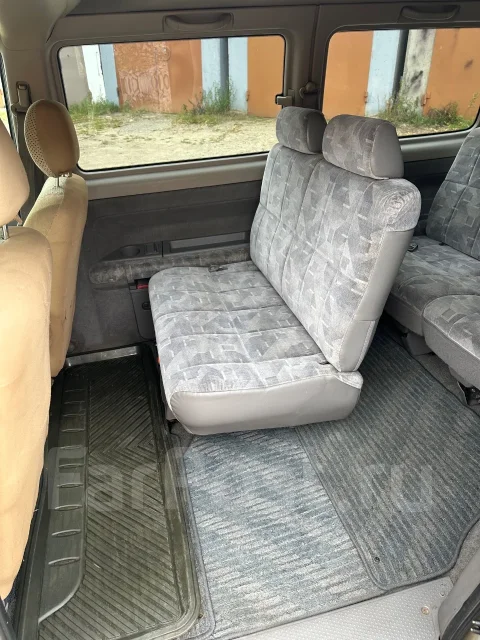 Honda Stepwgn. �������, 4wd, 2.0 (125��.�.), ������, 313 000����. �� ����