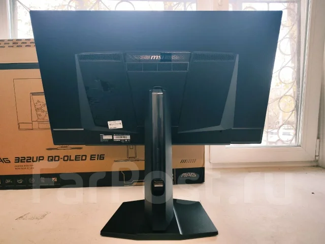 MSI. 32" ����