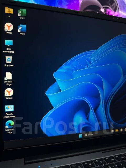Acerton. 15.6", 2,9����, ��� 16 ��, ���� 512���, WiFi: 1, Bluetooth: 1, ����������� �� 4��. ����