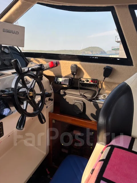 Nissan. 1998 ���, ����� 8��., ��������� ������������, 440��.�., ������ ����